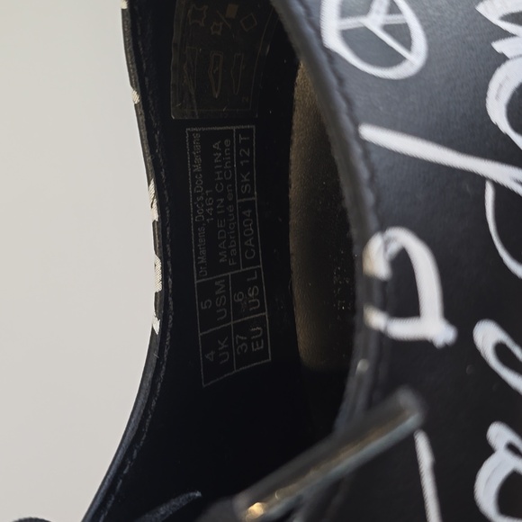 Dr.Martens 1461 Script Peace Love Freedom Black Oxford Shoes - Picture 11 of 11